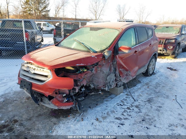 1FMCU0GD5KUB23228 Ford ESCAPE SE