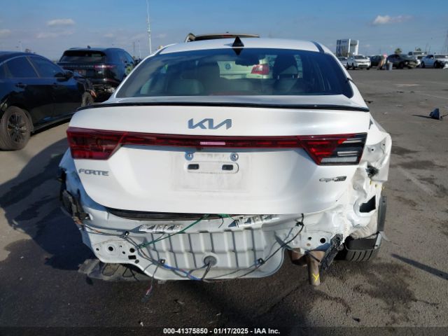 3KPF54AD1PE588917 KIA Forte Gt-line