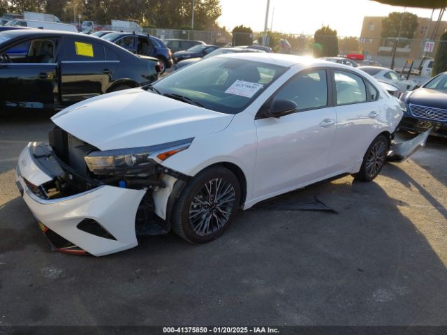 3KPF54AD1PE588917 KIA Forte Gt-line
