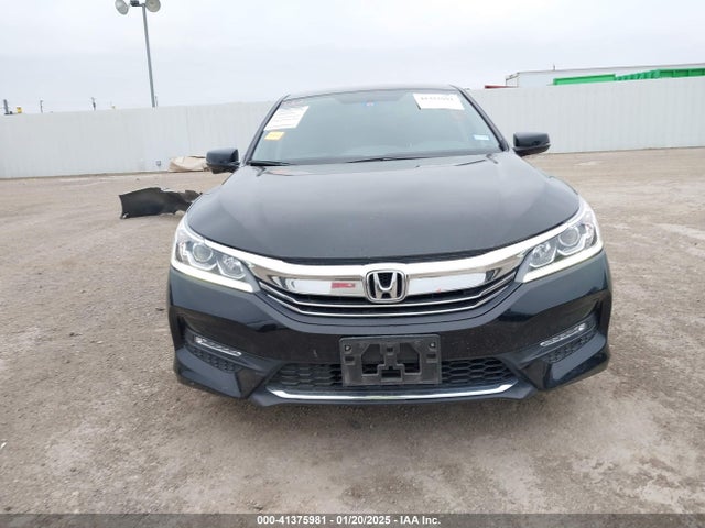 Honda ACCORD EX 2017 1HGCR2F70HA250333 Image 13