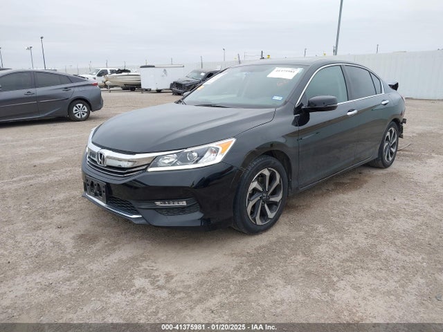 Honda ACCORD EX 2017 1HGCR2F70HA250333 Image 2