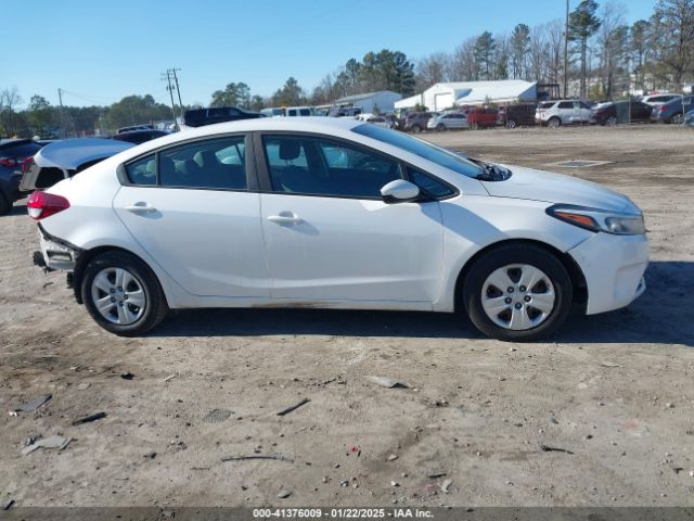 3KPFL4A78HE046330 KIA FORTE LX