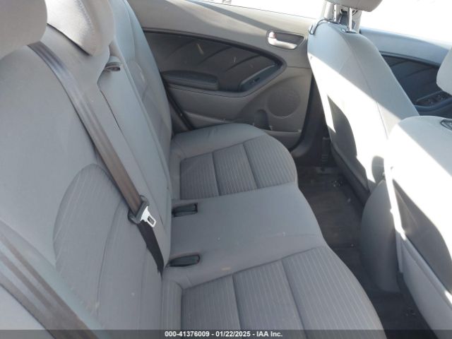 3KPFL4A78HE046330 KIA FORTE LX