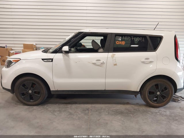 KNDJN2A23G7389090 KIA Soul