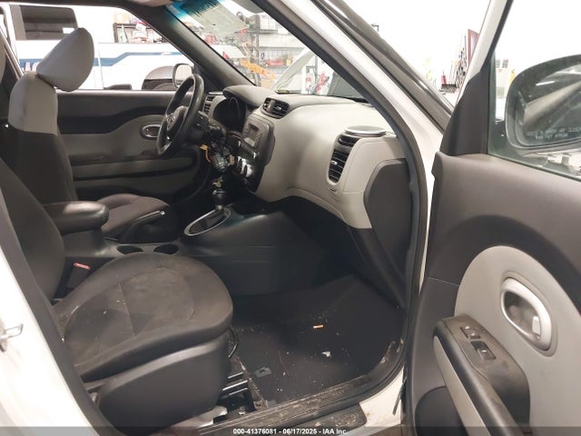 KNDJN2A23G7389090 KIA Soul