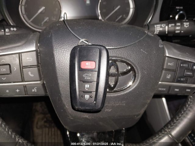 5TDFZRBH5NS203414 Toyota Highlander Platinum