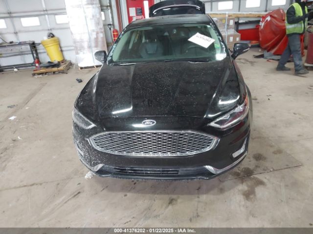3FA6P0RUXLR157167 Ford Fusion Hybrid Titanium