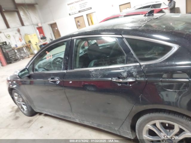 3FA6P0RUXLR157167 Ford Fusion Hybrid Titanium