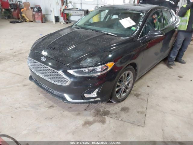 3FA6P0RUXLR157167 Ford Fusion Hybrid Titanium