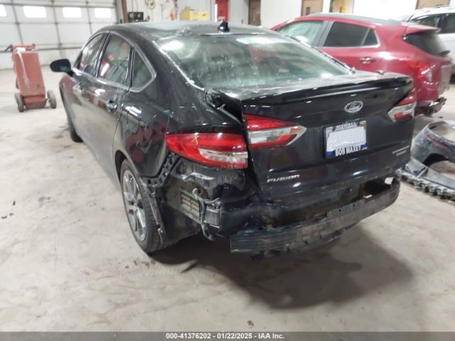 3FA6P0RUXLR157167 Ford Fusion Hybrid Titanium