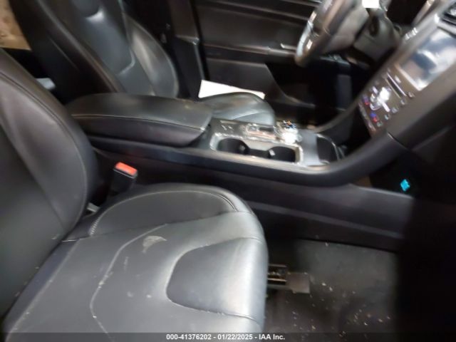 3FA6P0RUXLR157167 Ford Fusion Hybrid Titanium
