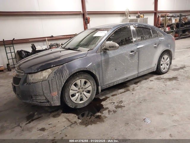 Chevrolet Cruze Ls Auto 2014 1G1PA5SH6E7143988 Image 2