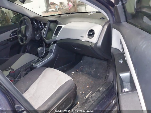 Chevrolet Cruze Ls Auto 2014 1G1PA5SH6E7143988 Image 5