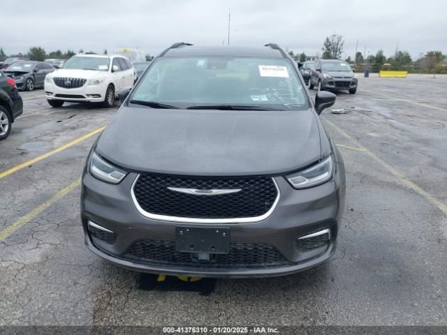2C4RC1BG5NR160824 Chrysler Pacifica Touring L