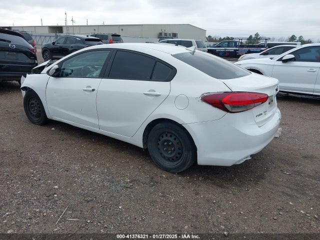 KIA FORTE LX 2017 3KPFK4A71HE060993 Image 3