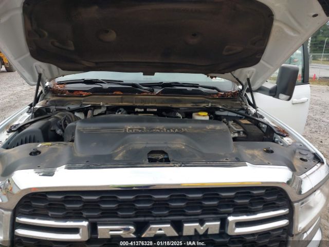 3C6UR5JL2NG297439 RAM 2500 Big Horn  4x4 8' Box