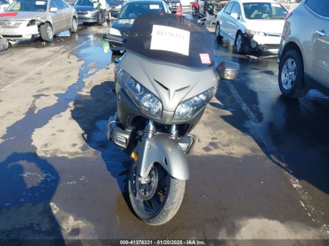 2015 HONDA GL1800 JH2SC6842FK200912 Photo 4
