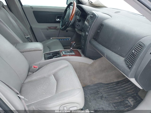 2005 CADILLAC SRX 1GYEE637750224256 Photo 4
