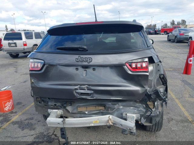 3C4NJCEB7MT596909 Jeep Compass 80th Anniversary Fwd