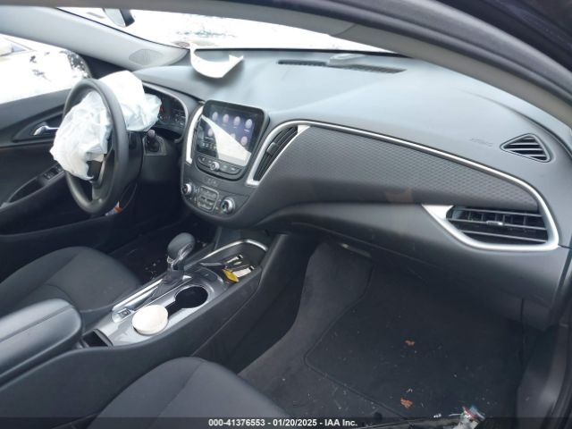 1G1ZD5ST3NF162797 Chevrolet Malibu Fwd Lt