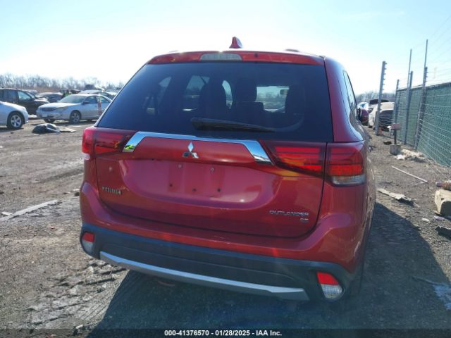 JA4AD3A30JZ032666 Mitsubishi Outlander Se