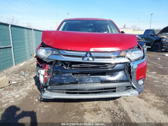 JA4AD3A30JZ032666 Mitsubishi Outlander Se