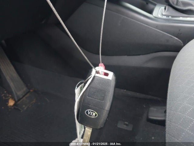 KIA Sorento 3.3l Lx 2017 5XYPG4A57HG229700 Image 11