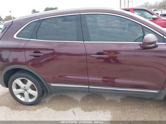 5LMCJ1C93GUJ28402 Lincoln Mkc Premier