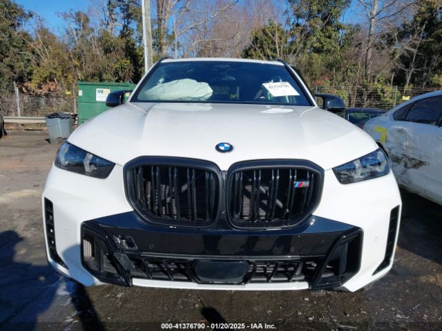 5UX33EU09S9X35021 BMW X5 M60i