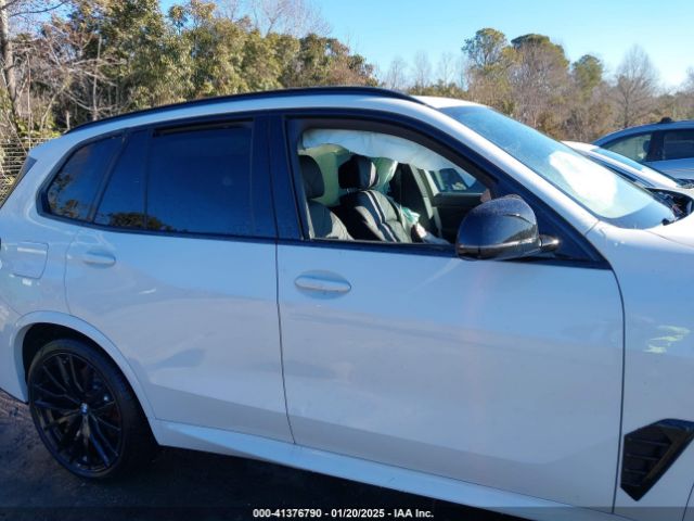 5UX33EU09S9X35021 BMW X5 M60i