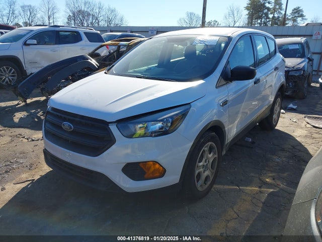 1FMCU0F7XJUD00026 Ford ESCAPE S