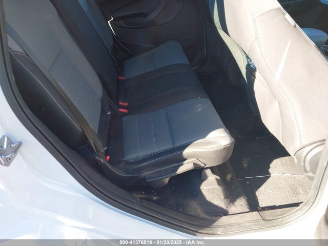 1FMCU0F7XJUD00026 Ford ESCAPE S