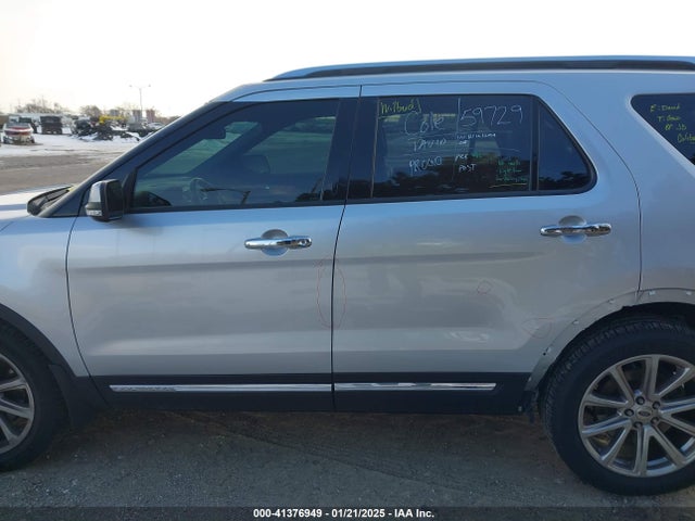 Ford Explorer Limited 2017 1FM5K8F89HGD80725 Image 15
