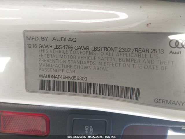 2017 AUDI A4 WAUDNAF46HN056300 Photo 8