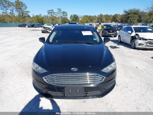 3FA6P0HD1HR298489 Ford FUSION SE