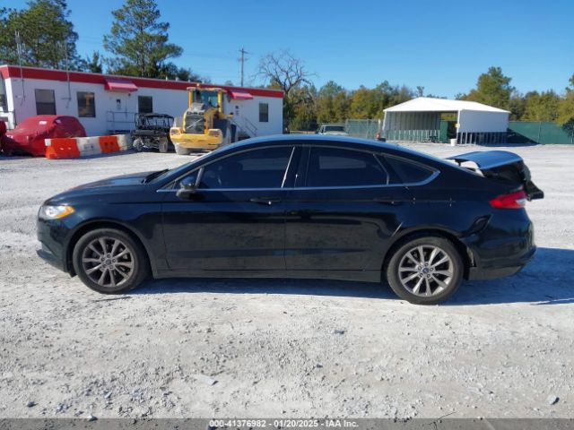 3FA6P0HD1HR298489 Ford FUSION SE