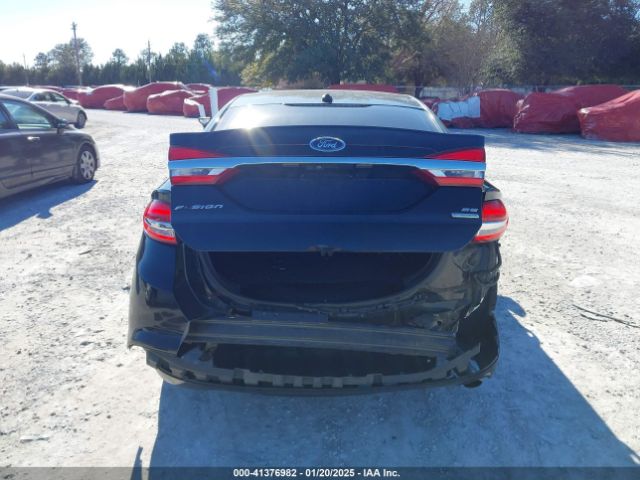 3FA6P0HD1HR298489 Ford FUSION SE