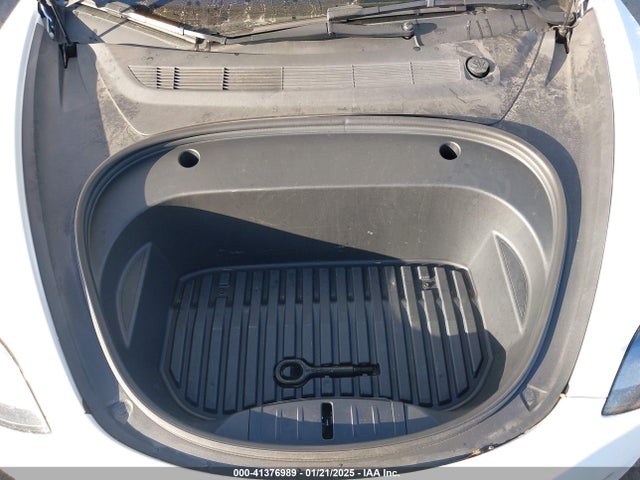 2023 TESLA MODEL 3 5YJ3E1EA2PF448385 Photo 9