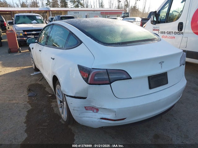 2023 TESLA MODEL 3 5YJ3E1EA2PF448385 Photo 2