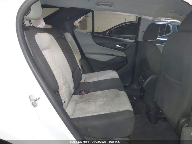 2GNAXUEV0K6182506 Chevrolet EQUINOX LT
