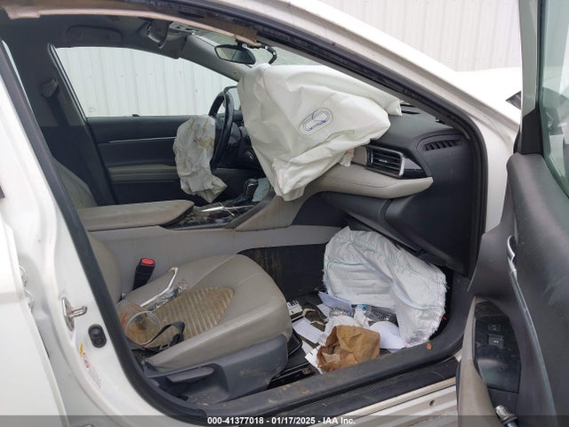 4T1B11HK6KU229971 Toyota CAMRY SE