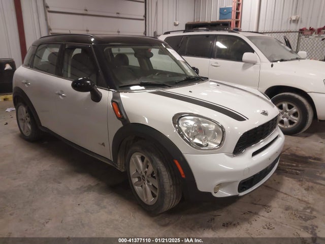 2011 MINI COOPER S COUNTRYMAN WMWZC5C54BWM10400 Photo 0