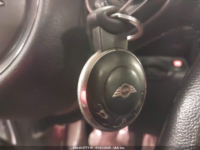 2011 MINI COOPER S COUNTRYMAN WMWZC5C54BWM10400 Photo 10