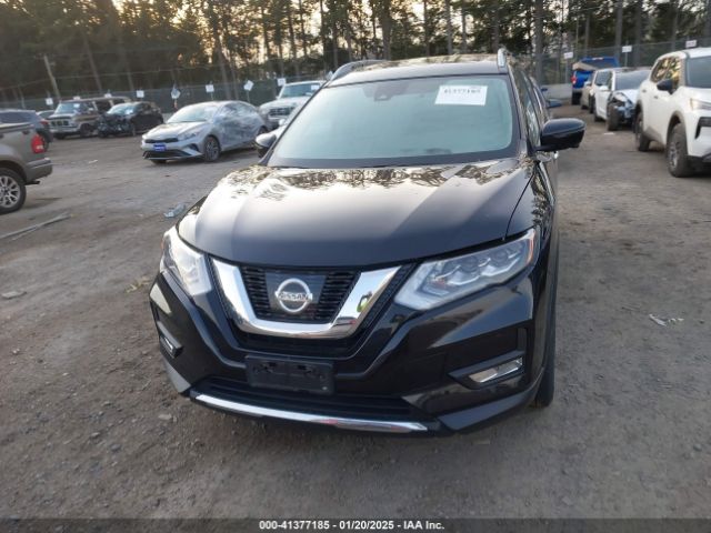 JN8AT2MV6HW020697 Nissan Rogue Sl