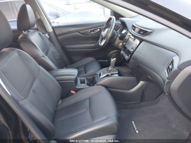 JN8AT2MV6HW020697 Nissan Rogue Sl