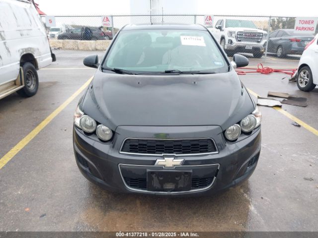 1G1JC5SHXF4151045 Chevrolet Sonic Lt Auto