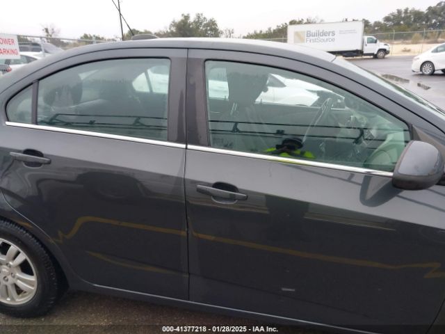 1G1JC5SHXF4151045 Chevrolet Sonic Lt Auto