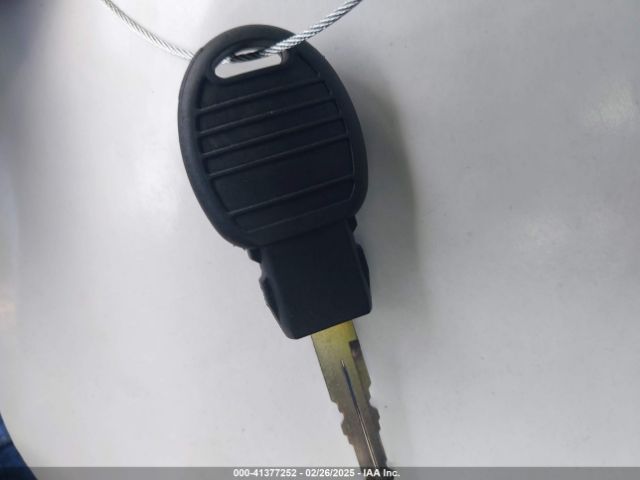 1C4PJLCB5EW268895 Jeep Cherokee Latitude