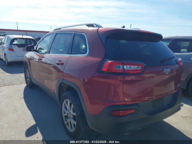 1C4PJLCB5EW268895 Jeep Cherokee Latitude