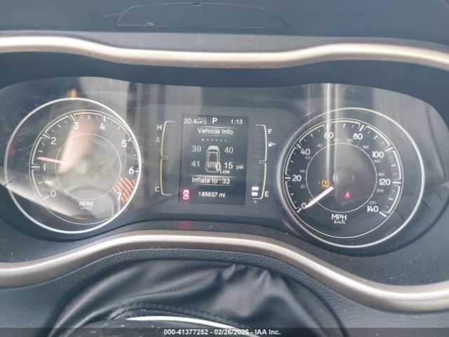 1C4PJLCB5EW268895 Jeep Cherokee Latitude